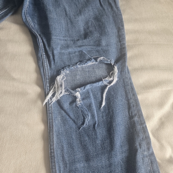 Abercrombie & Fitch Distressed Slim Straight Ultra High Rise Curve Love Size 16 - Picture 3 of 6